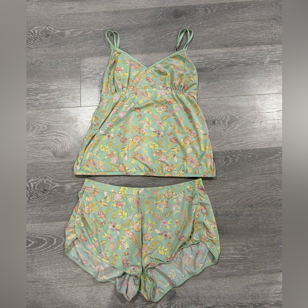 Jessica Simpson Pajama Set